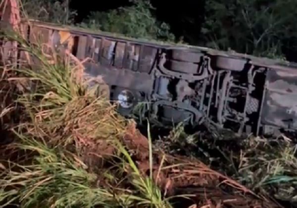 Acidente com ônibus que saiu de Gramado para o Paraguai deixa três mortos em Santa Catarina