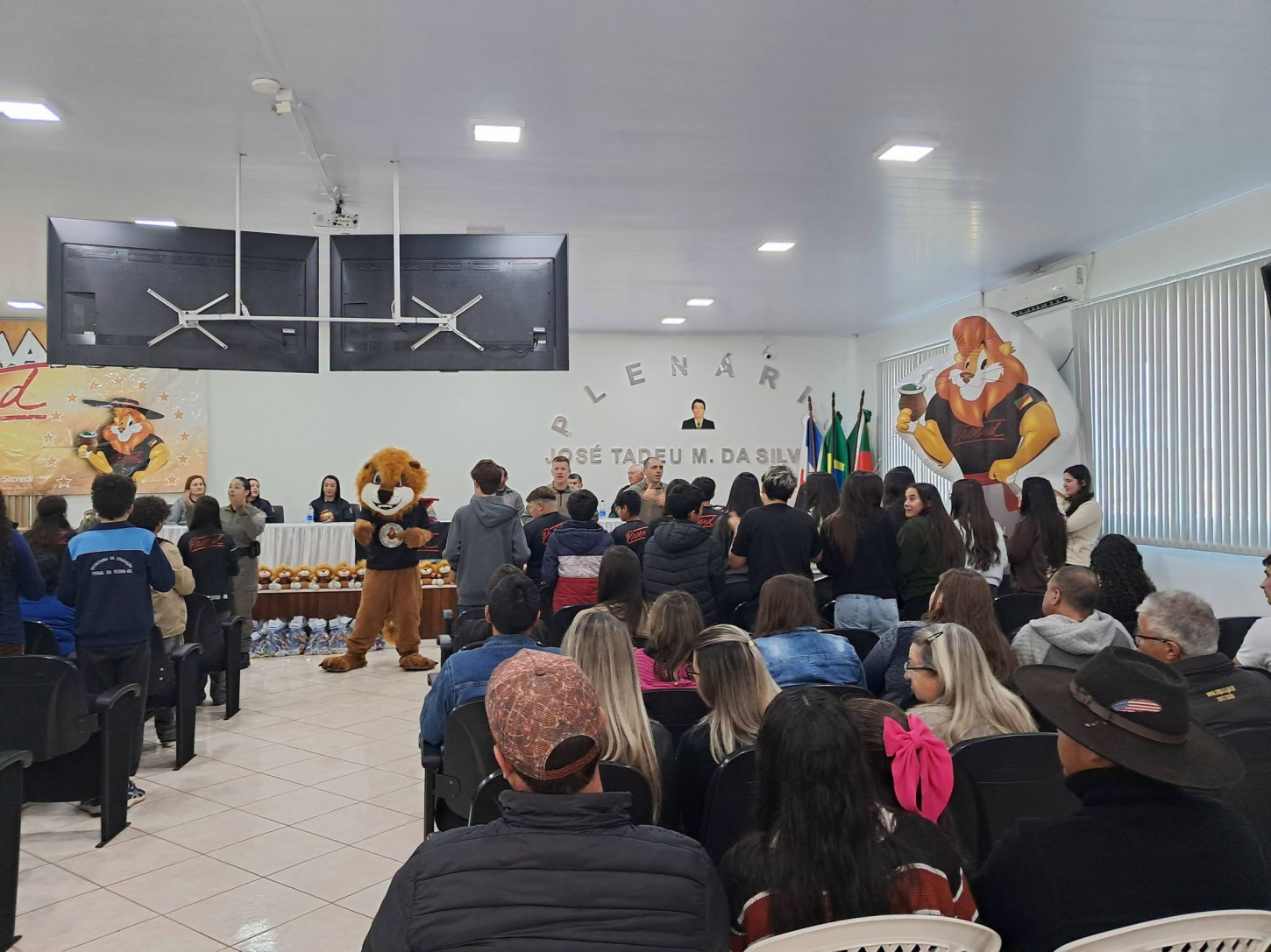 Formatura do PROERD 2026 reúne alunos da Escola Tadeu Silveira em Pinhal da Serra