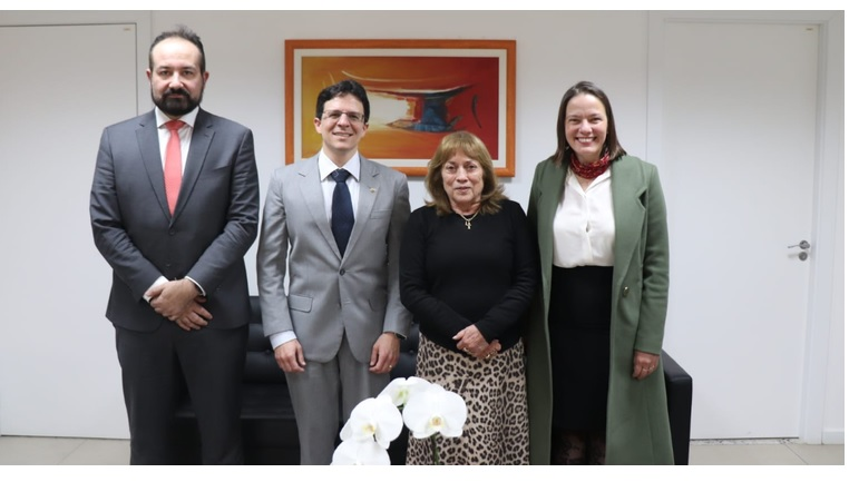 TRE-RS poderá sediar projeto-piloto da Defensoria Pública da União para atendimento na Justiça Eleitoral