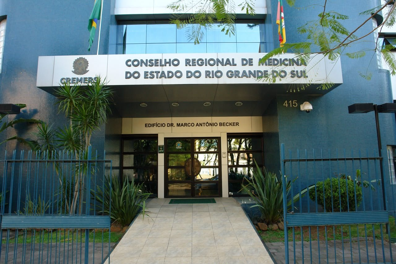 Denúncia do Cremers dá origem à operação da Polícia Federal contra diplomas falsos