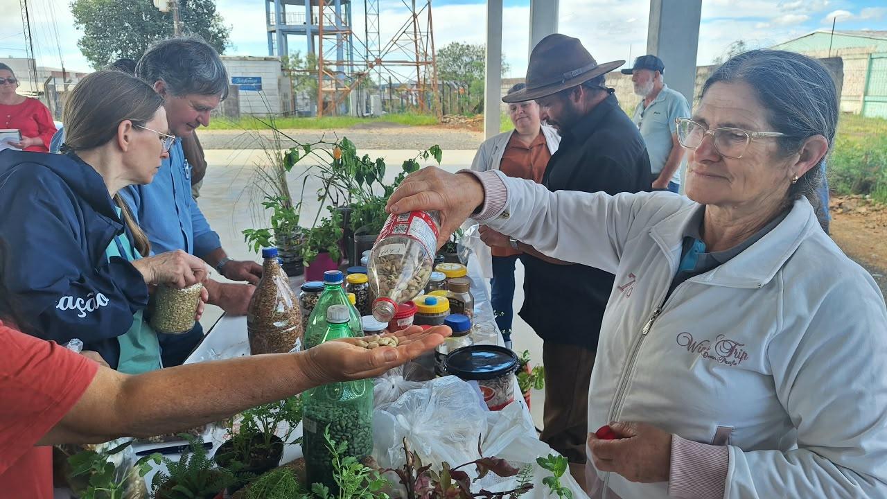 Consórcio Machadinho participa de Feira de Sementes Crioulas em Barracão