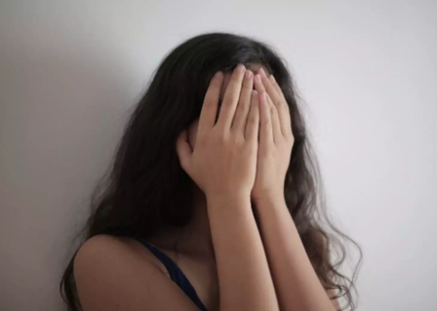 Professor é denunciado à Justiça por importunação sexual de adolescentes em escola no Vale do Sinos