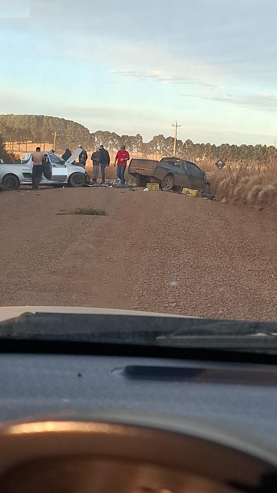 ACIDENTE FATAL NA RS-456, EM PINHAL DA SERRA, DEIXA UM HOMEM MORTO E DOIS FERIDOS