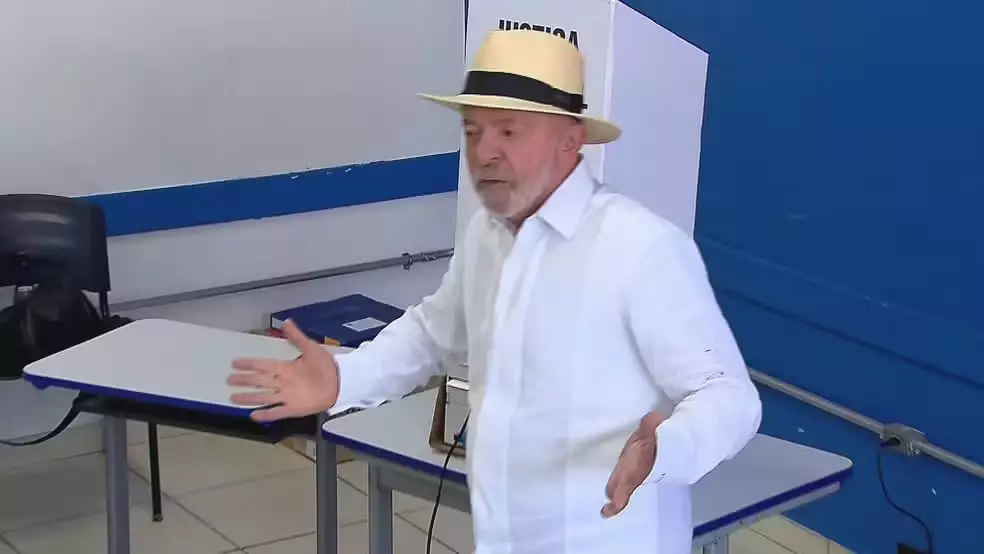Lula afirma que o fim da escala de trabalho 6×1 é o “primeiro teste” para o PL dizer “o que quer desse País”