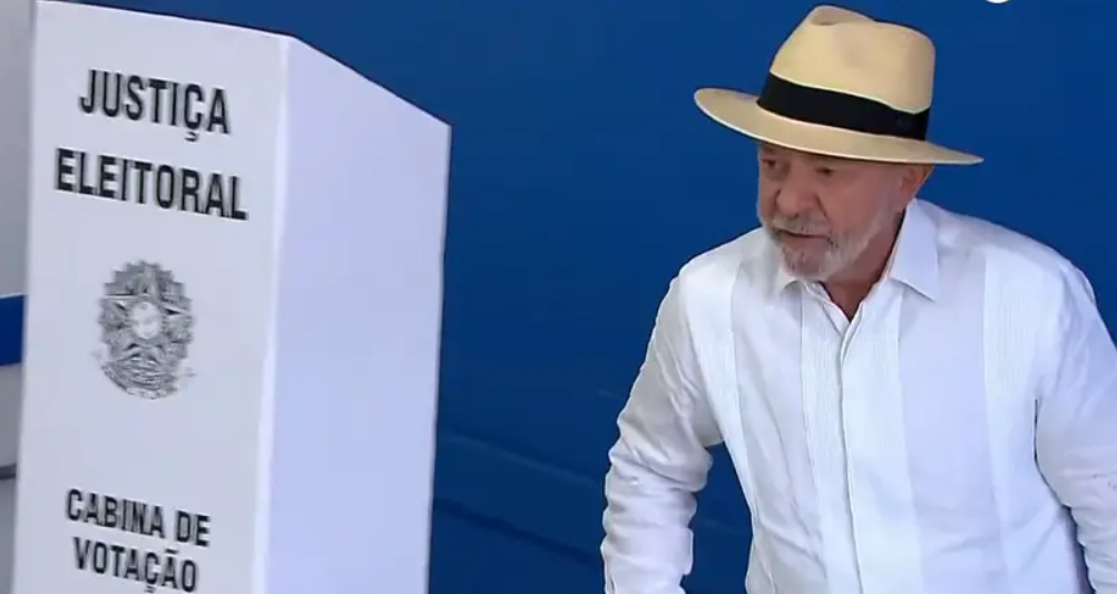 Presidente Lula vota em São Bernardo do Campo e acompanhará apuração na capital