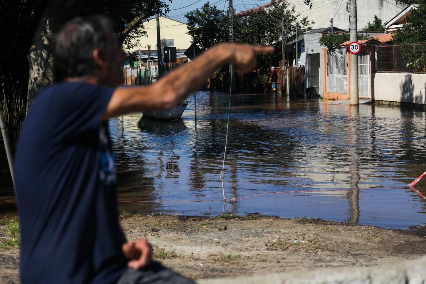 Situação no bairro Arquipélago é acompanhada pelas autoridades.